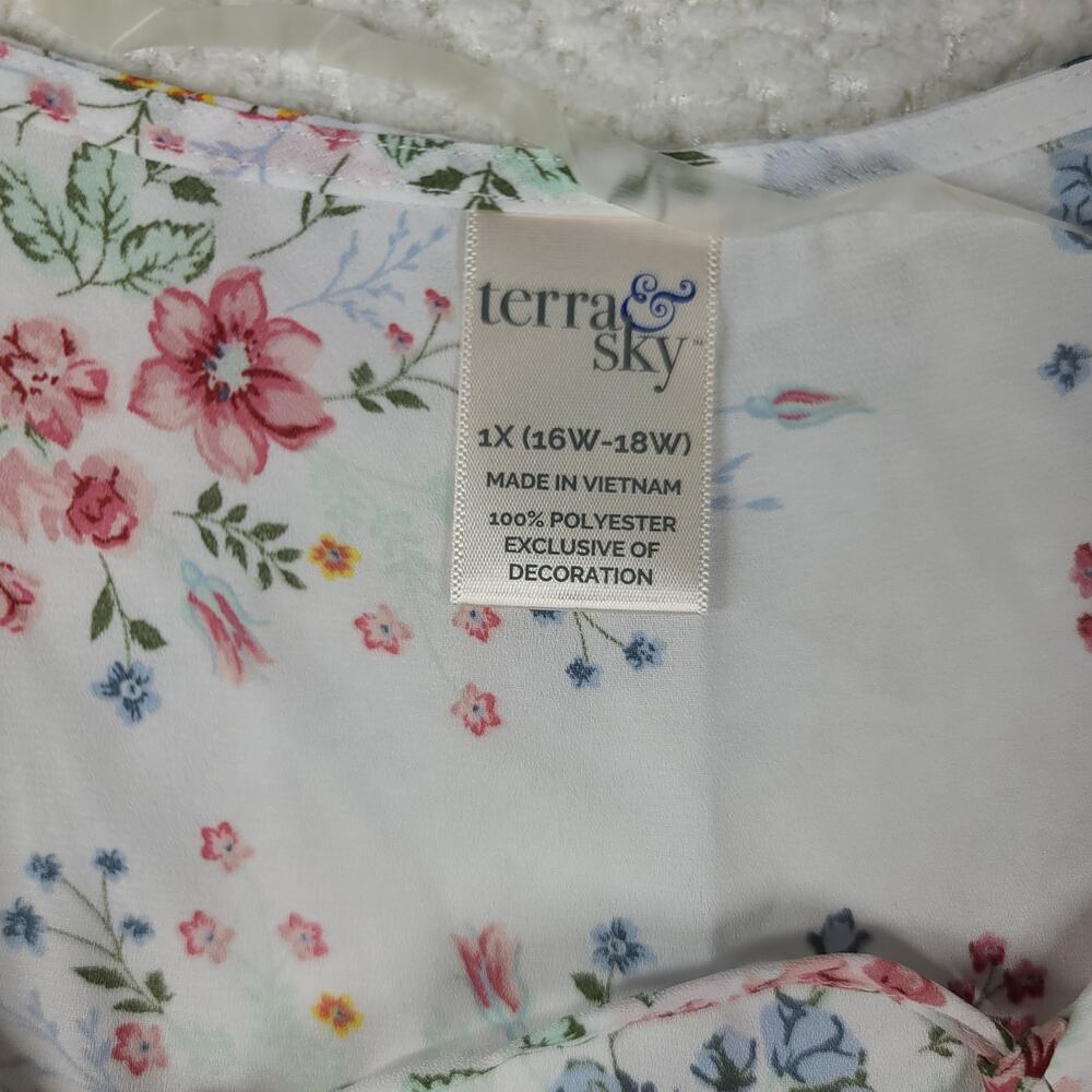 Terra and sky/Sonoma Bundle of 3 Shirts Blue Purple and White Size 1X Vacation - Picture 12 of 16
